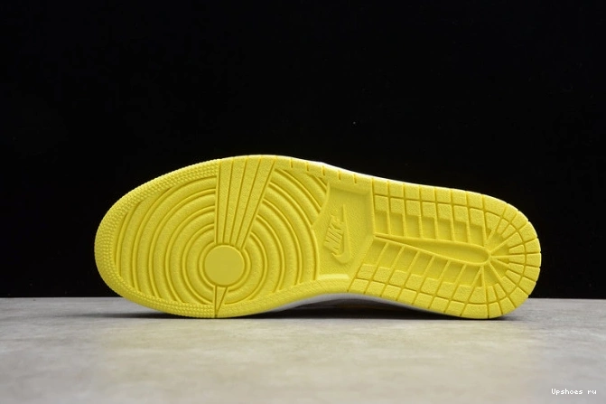 555088-170 HIGH AIR CLASS “FIRST 1 OG JORDAN RETRO FLIGHT” 0120